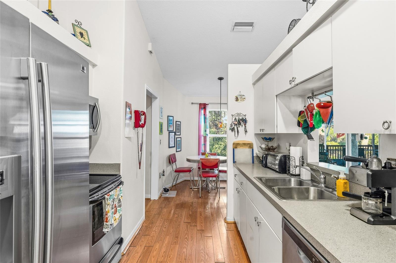 TWIN LAKE PH 02C - Residential