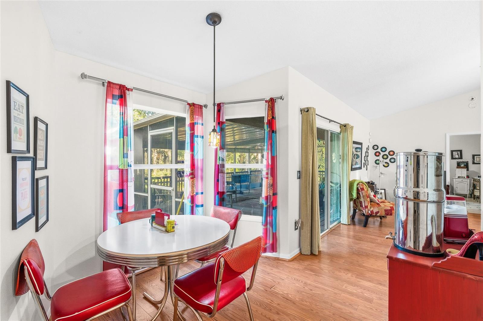 TWIN LAKE PH 02C - Residential