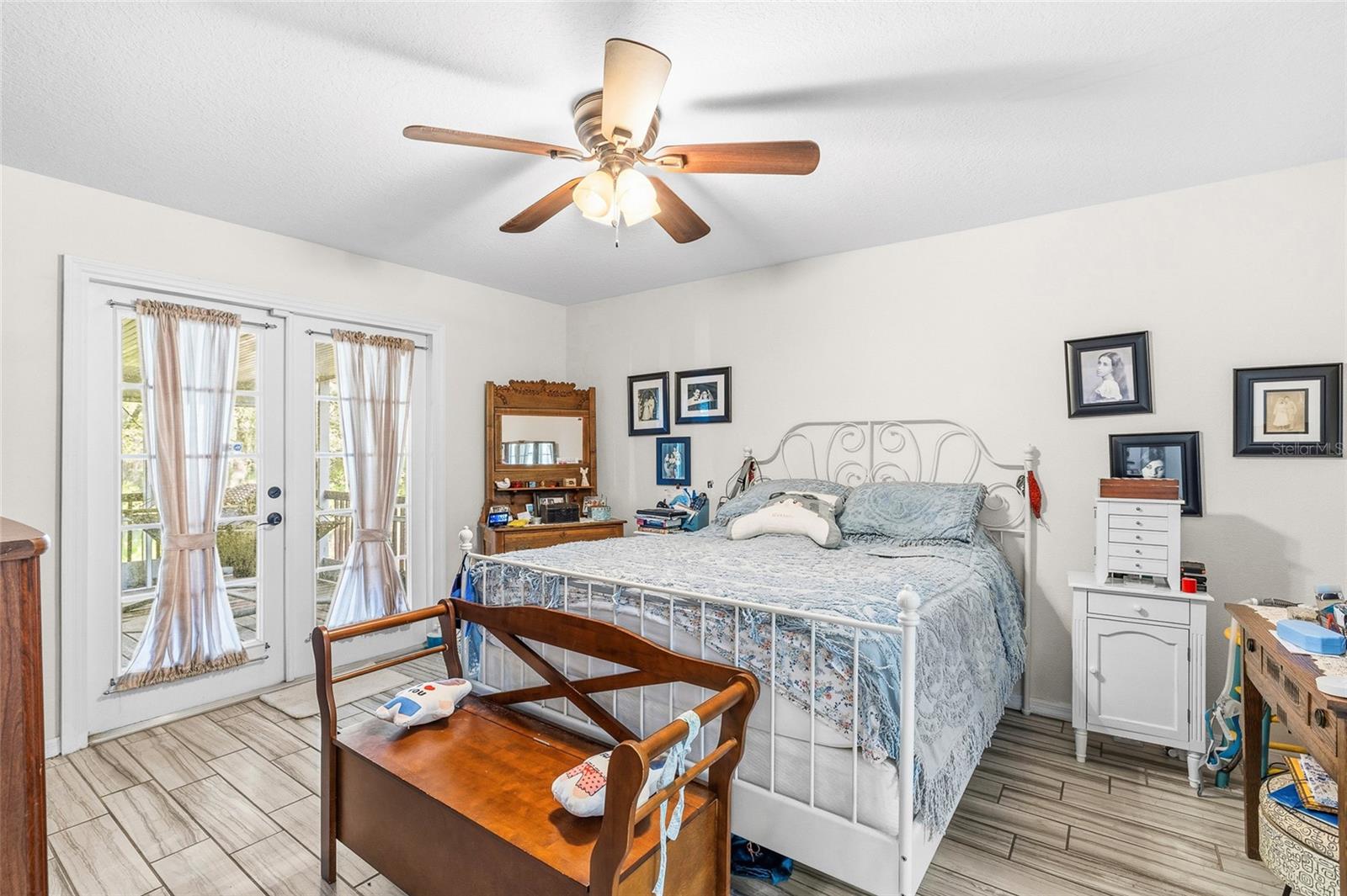 TWIN LAKE PH 02C - Residential