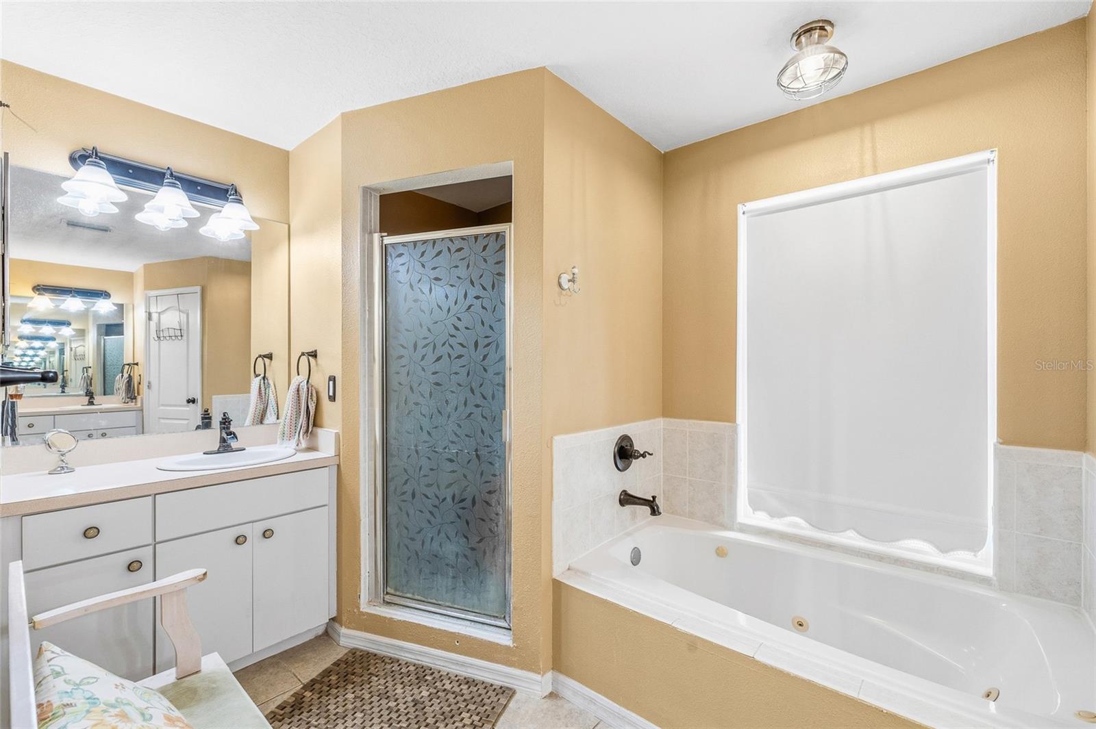 TWIN LAKE PH 02C - Residential