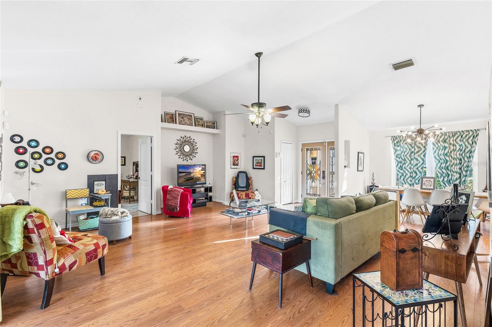 TWIN LAKE PH 02C - Residential