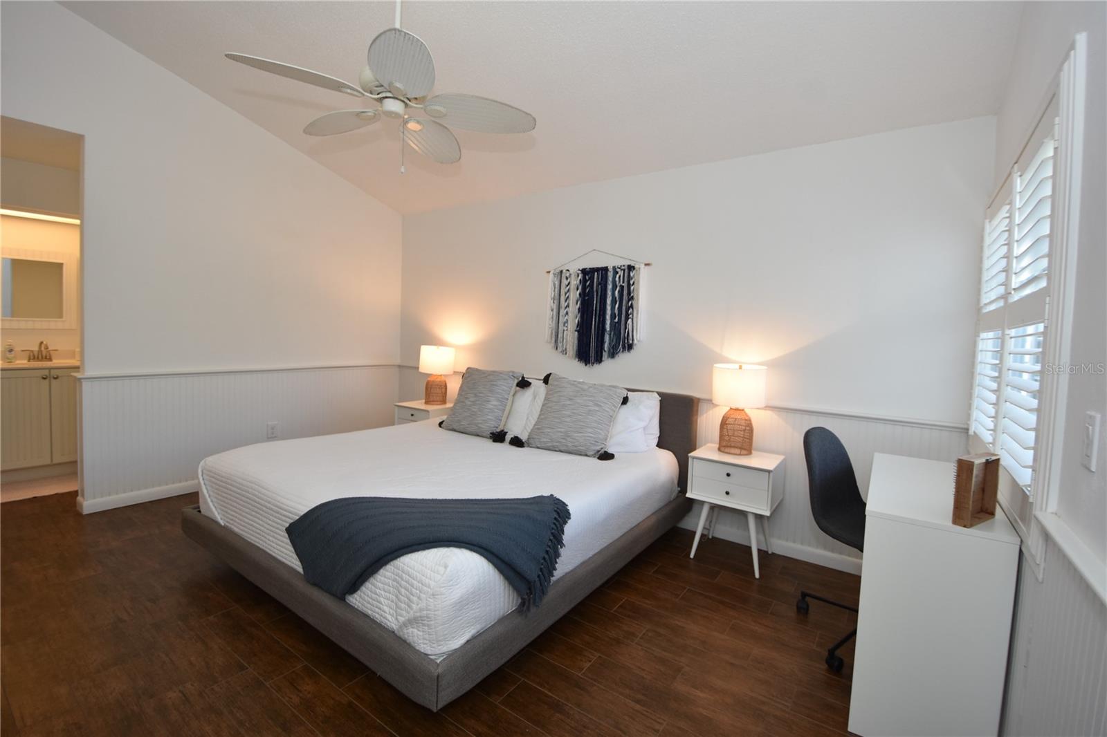 SEA COLONY - Residential Lease