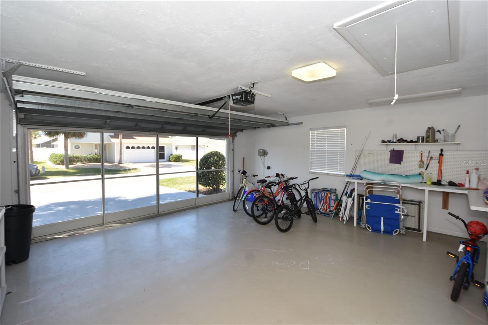 SEA COLONY - Residential Lease