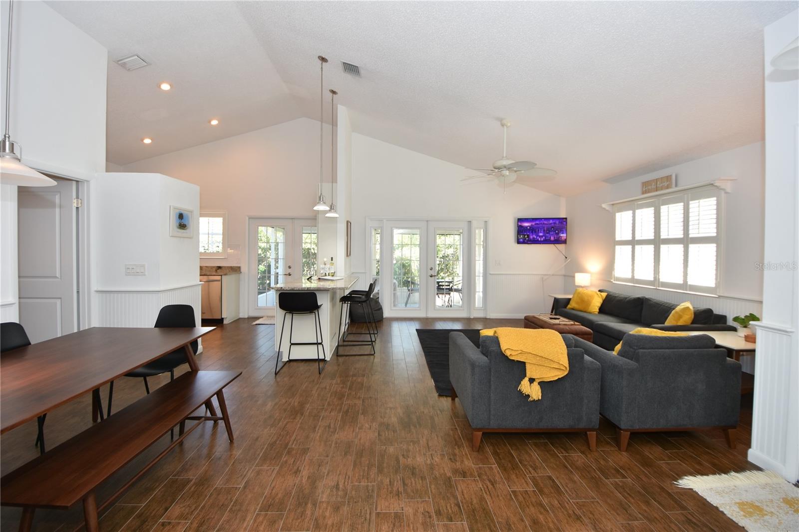 SEA COLONY - Residential Lease