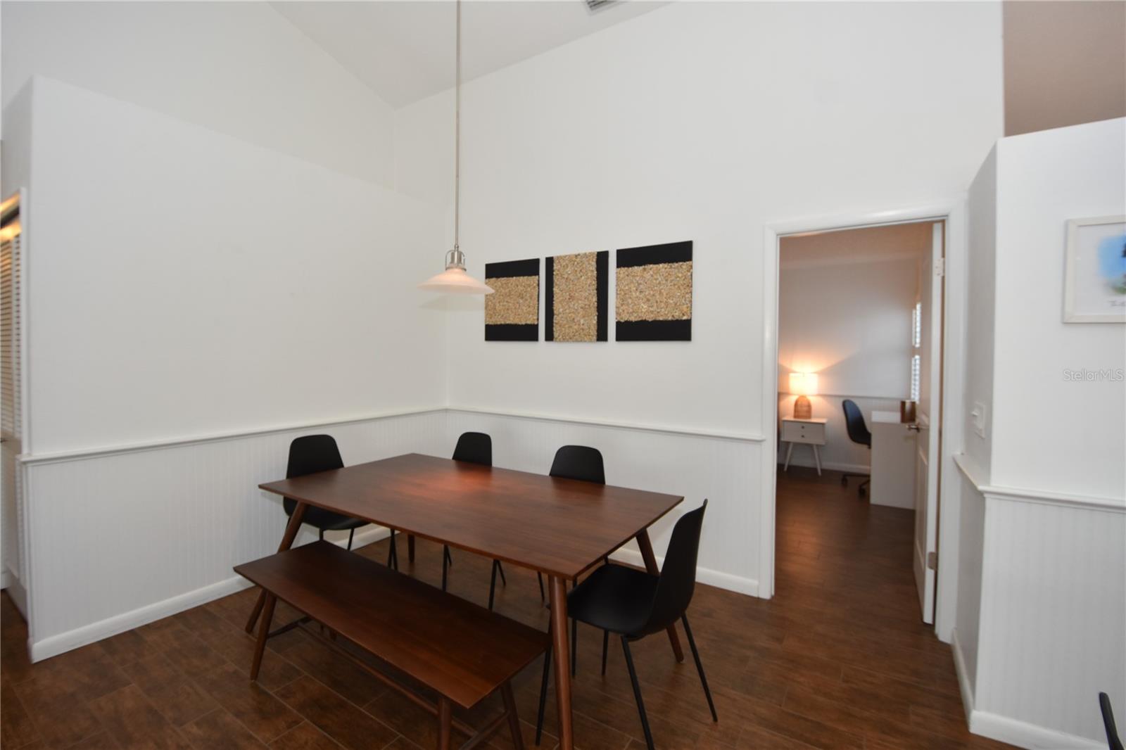 SEA COLONY - Residential Lease
