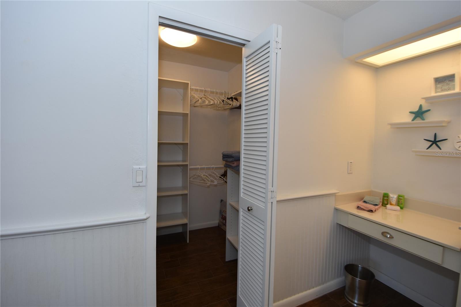 SEA COLONY - Residential Lease