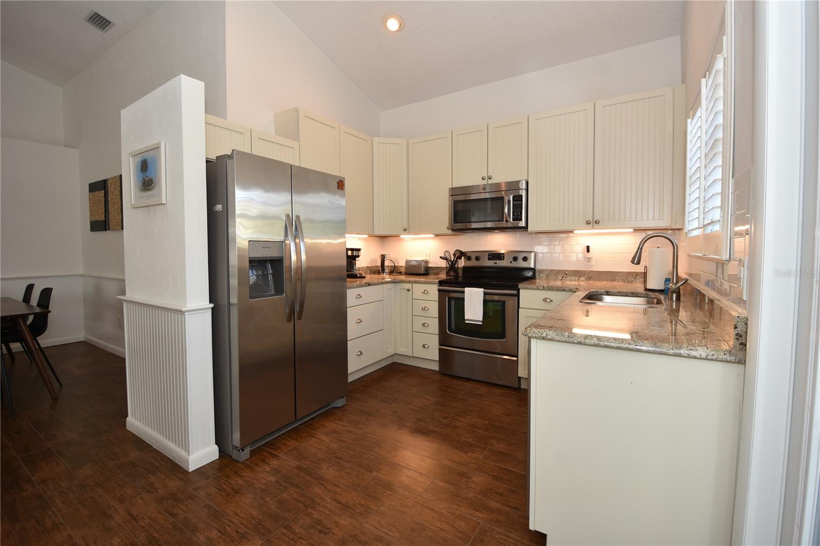 SEA COLONY - Residential Lease