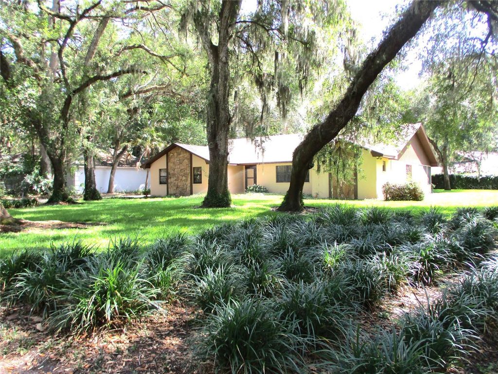 Photo of 5070 Ironwood Trail, Bartow, FL 33830 (MLS # L4953388)