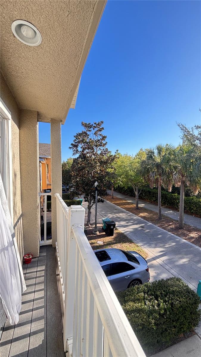 VILLAS/EAST PARK - Residential Lease