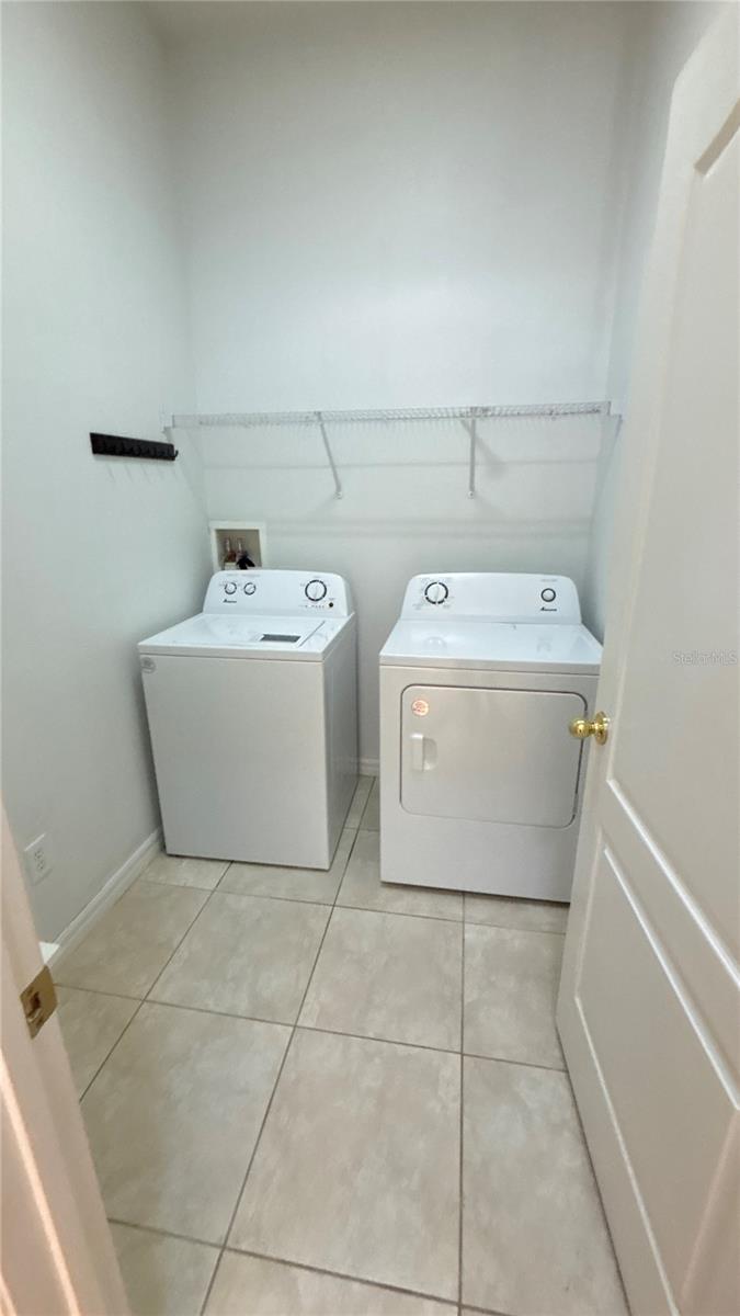VILLAS/EAST PARK - Residential Lease