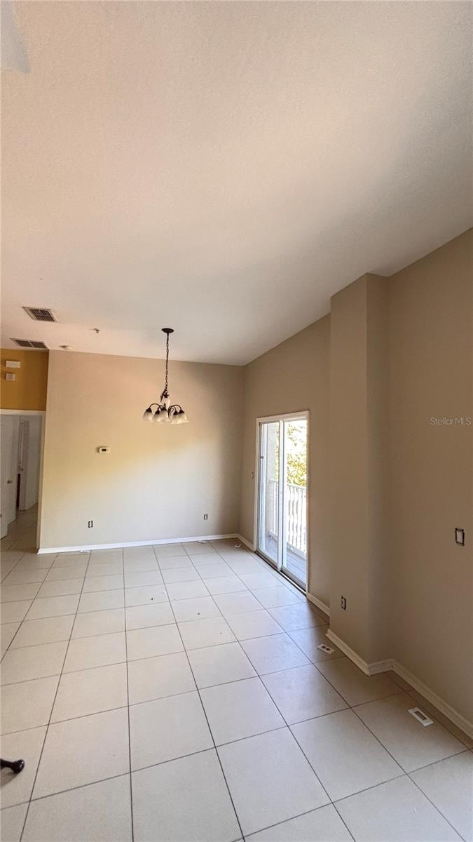 VILLAS/EAST PARK - Residential Lease