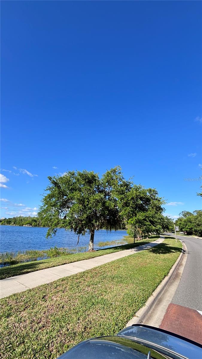 VILLAS/EAST PARK - Residential Lease