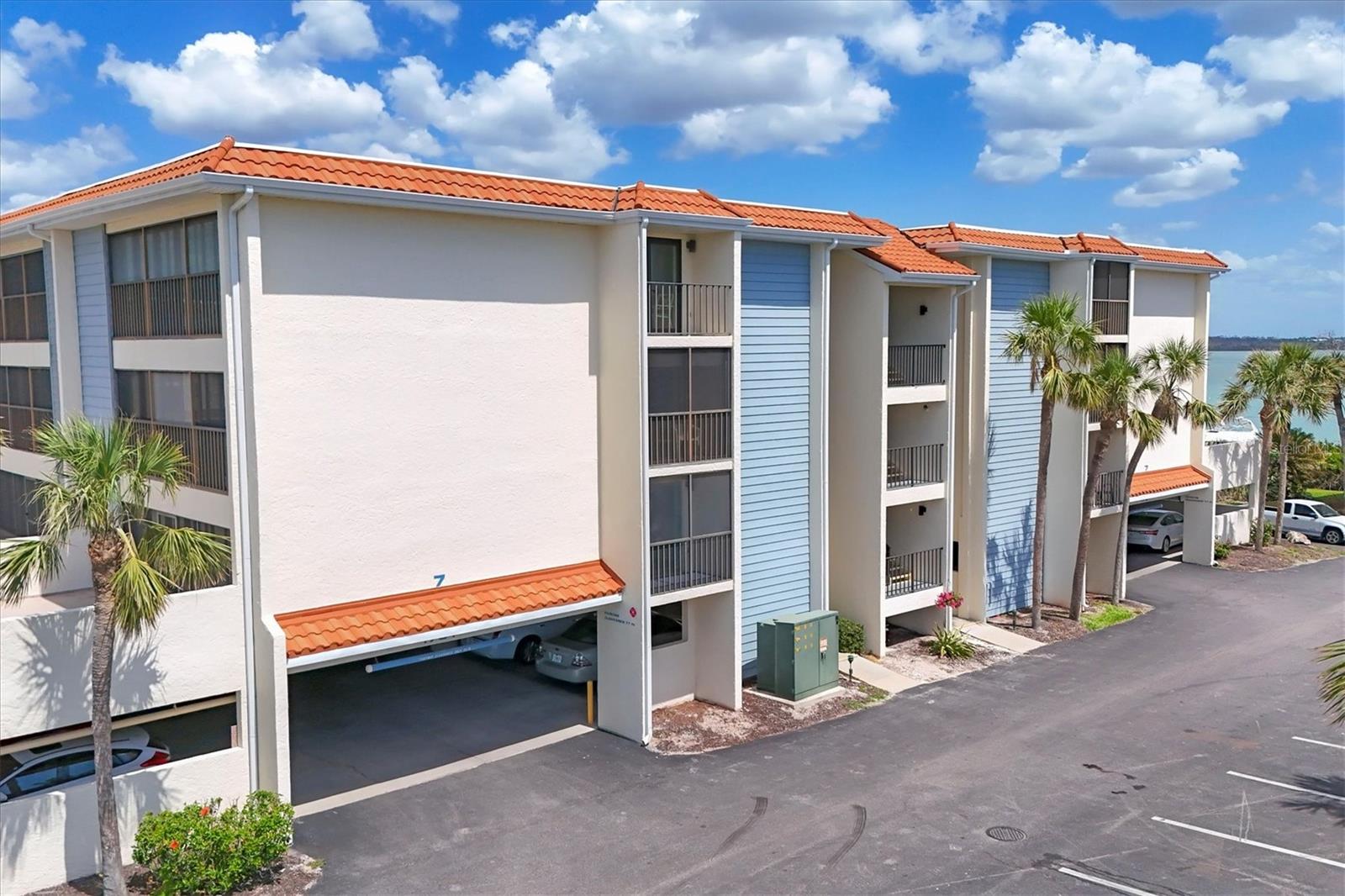 1701 BEACH RD 208