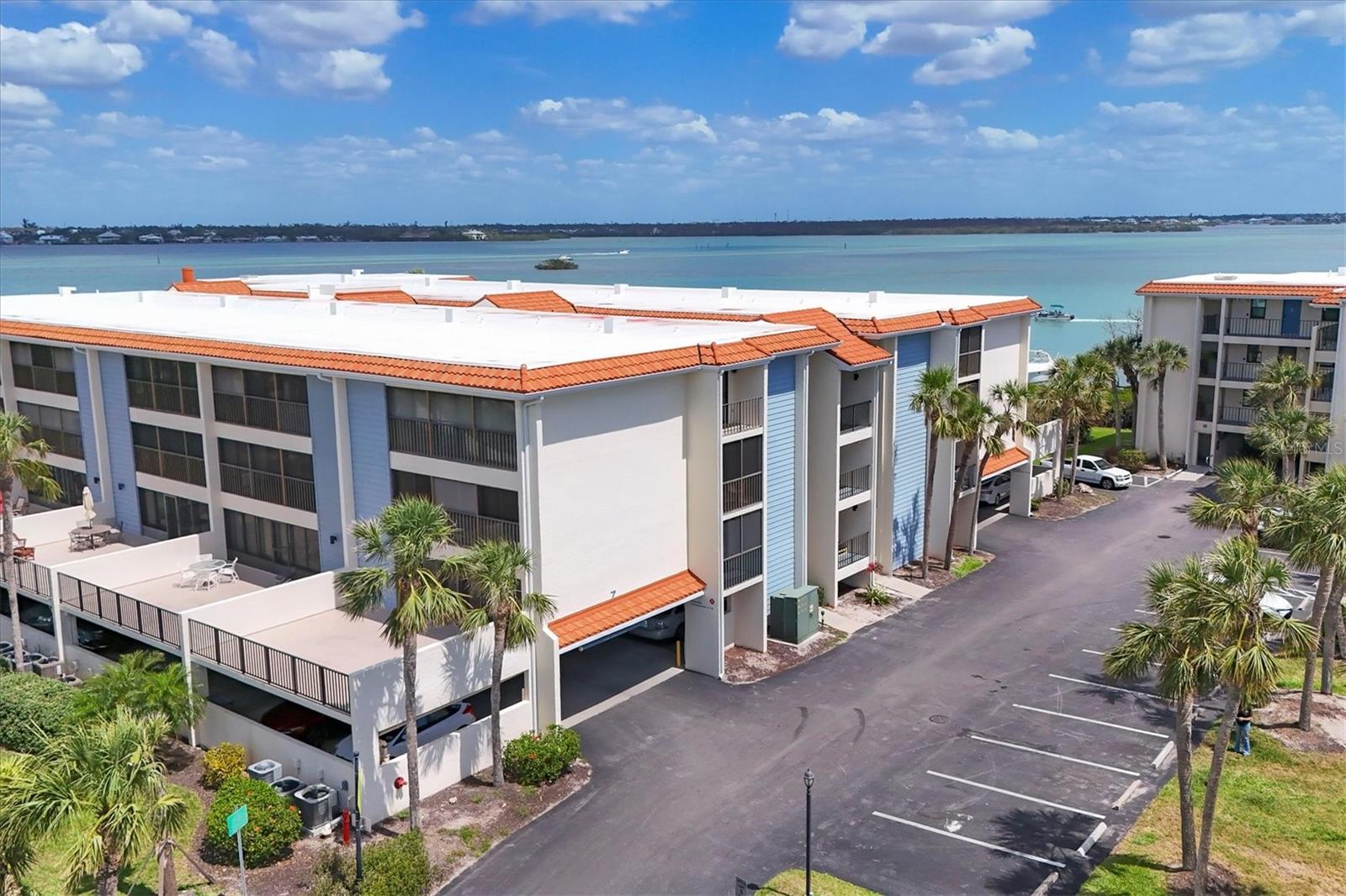 1701 BEACH RD 208