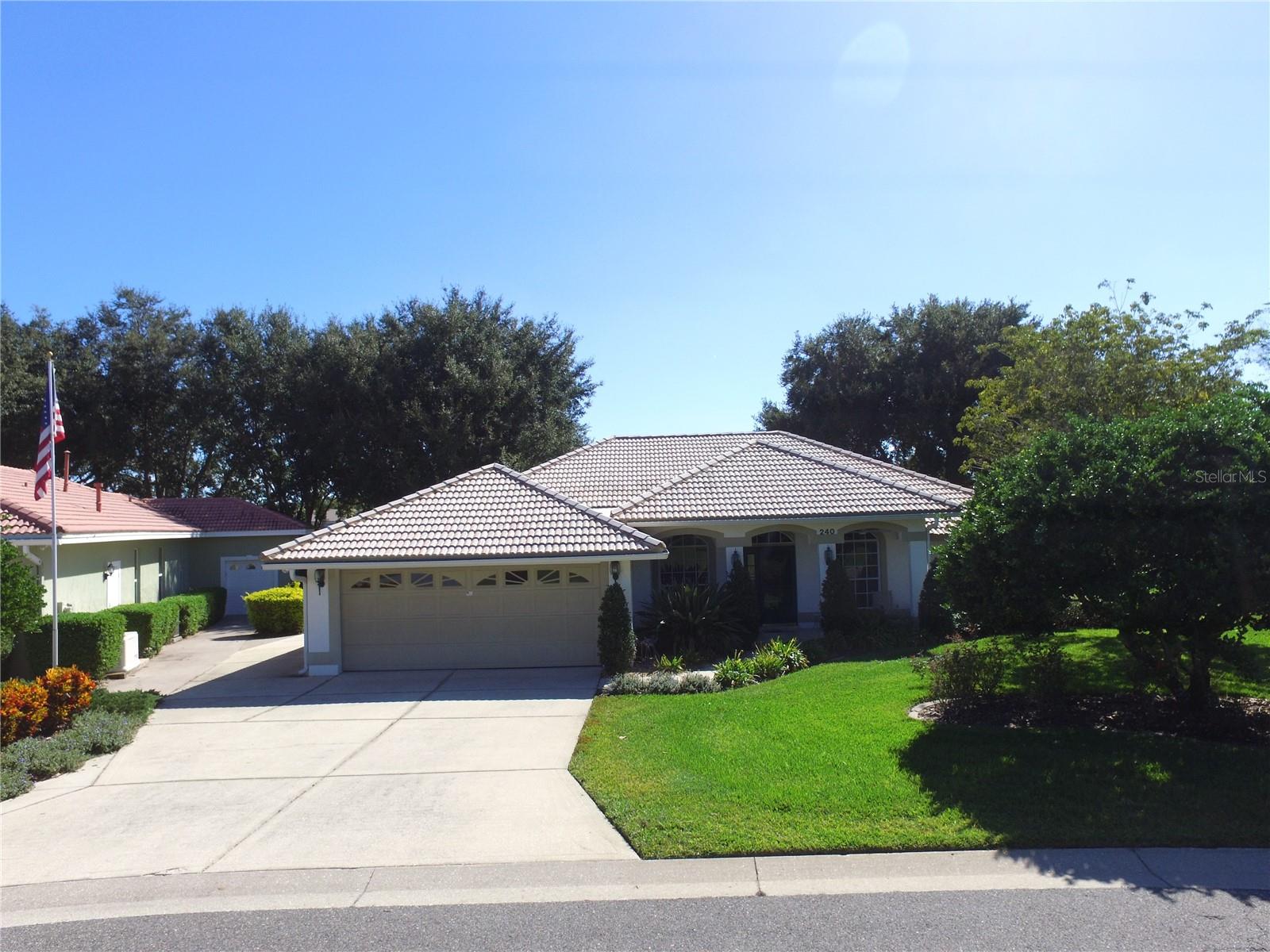 LAKE BESS COUNTRY CLUB - Residential