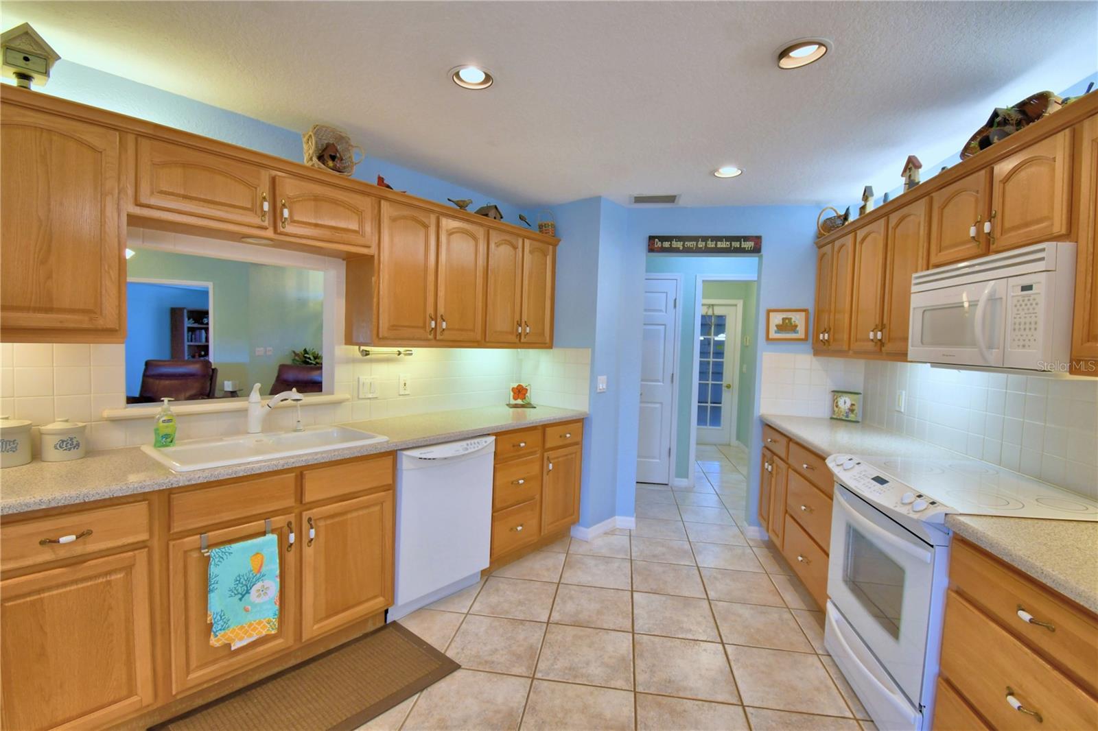 LAKE BESS COUNTRY CLUB - Residential