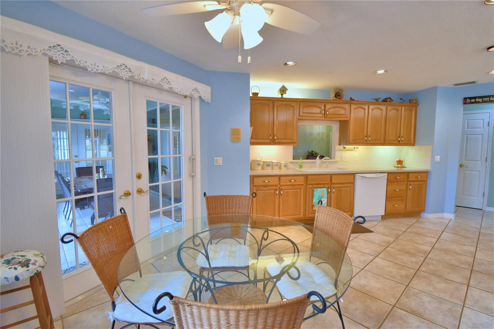 LAKE BESS COUNTRY CLUB - Residential