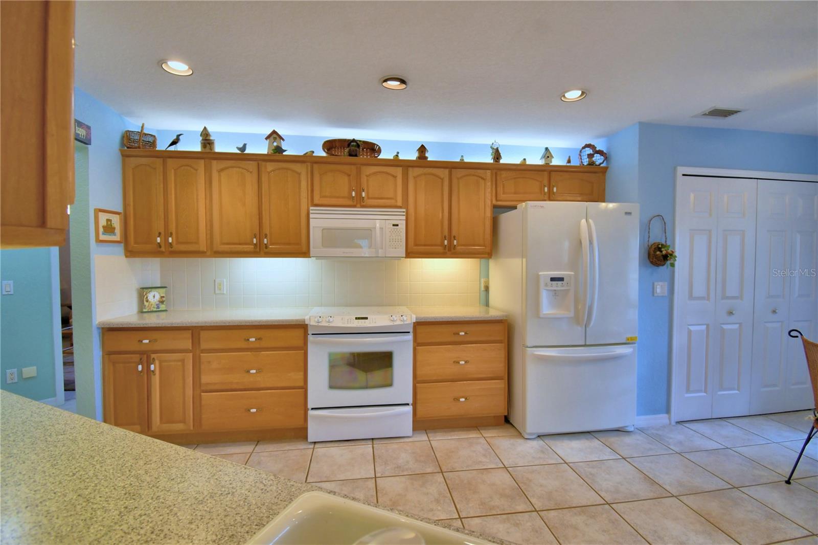 LAKE BESS COUNTRY CLUB - Residential