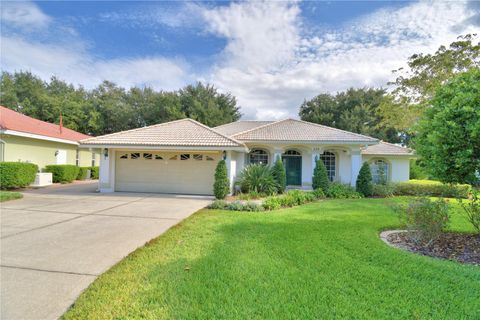 Photo of 240 Golf Aire Boulevard, Winter Haven, FL 33884 (MLS # P4936962)