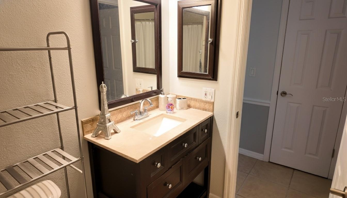 SOUTH GATE RIDGE 03 - Residential