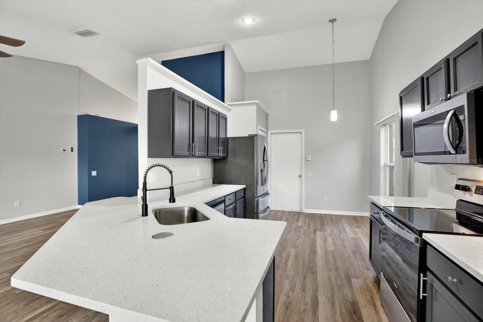 SOUTH POINTE PH 3A 3B - Residential