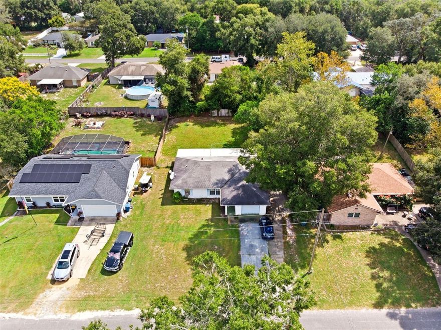 Auction Property. Set on a spacious lot in a quiet Orange City neighborhood, this home offers great potential for its next owner. The single-story layout, classic Florida ranch style, and large front yard provide a welcoming first impression. With mature trees nearby and a roomy driveway, there s plenty of space for outdoor living and parking.

Located just minutes from shopping, dining, and convenient access to major highways, this property combines small-town charm with everyday convenience. Whether you re looking to create your dream home or an investment opportunity, this house is full of possibilities.