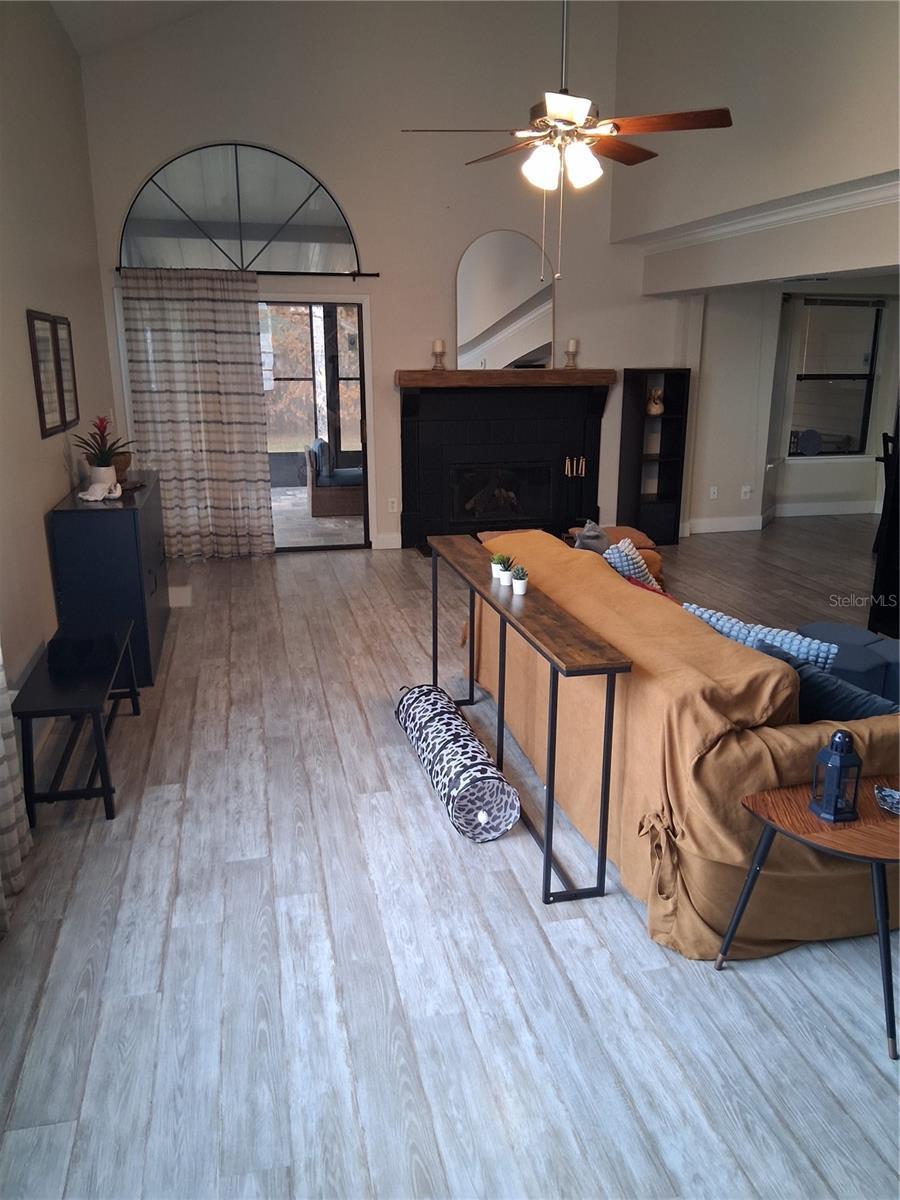 ESSEX POINT SOUTH - Residential