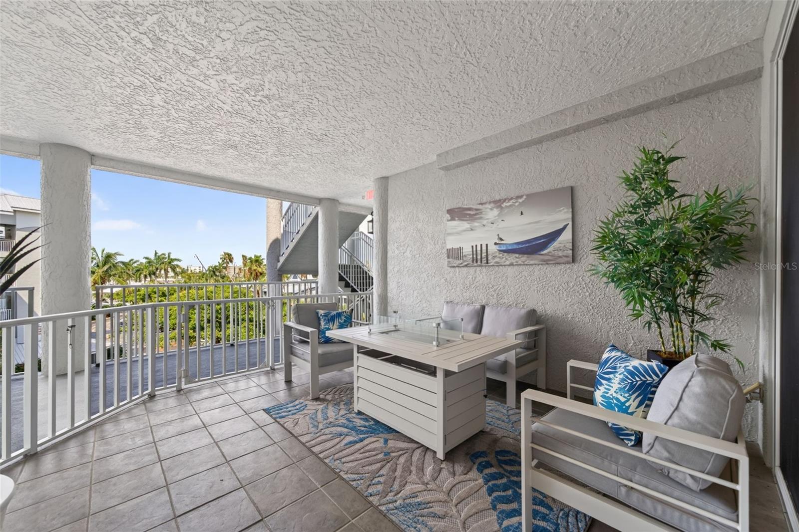 1280 DOLPHIN BAY WAY 402