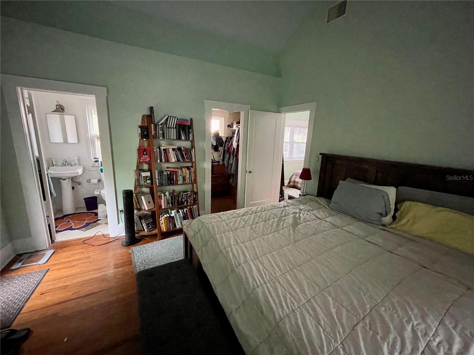 WHITE BEAR PARK - Residential Lease