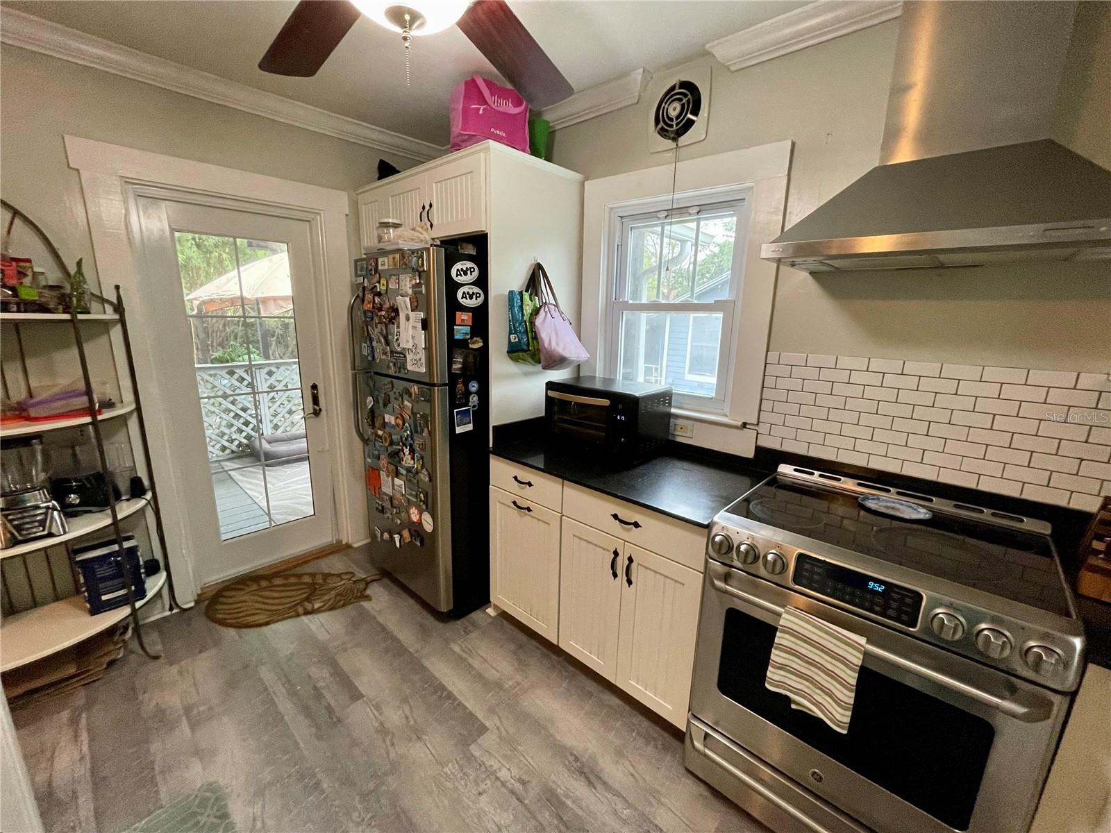 WHITE BEAR PARK - Residential Lease