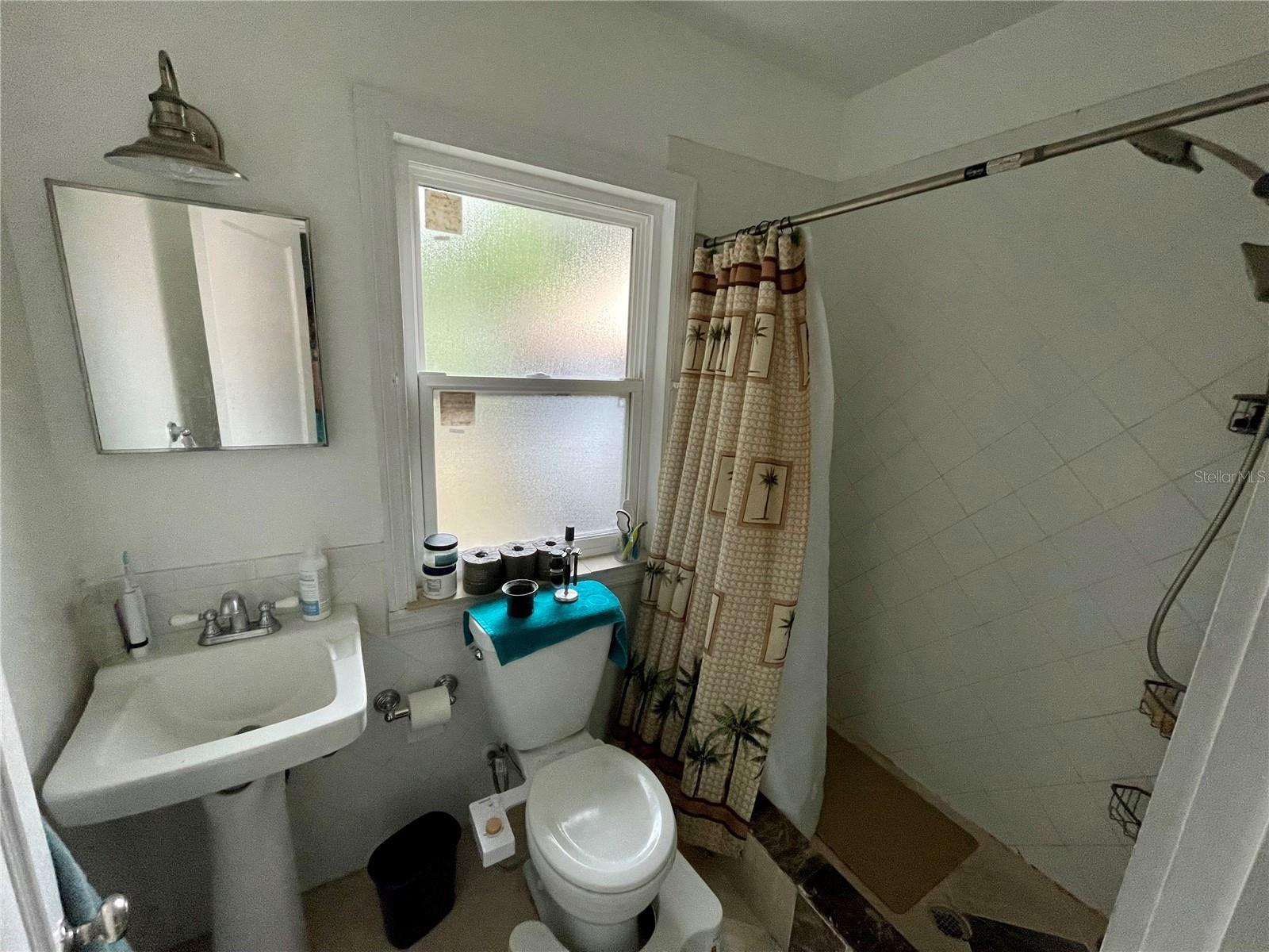 WHITE BEAR PARK - Residential Lease