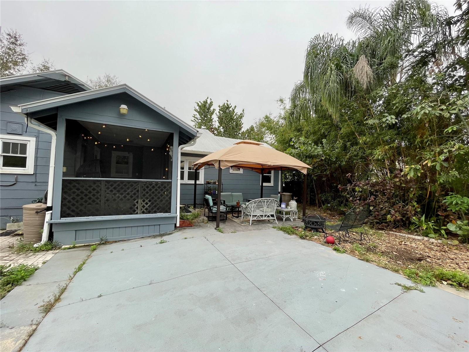 WHITE BEAR PARK - Residential Lease