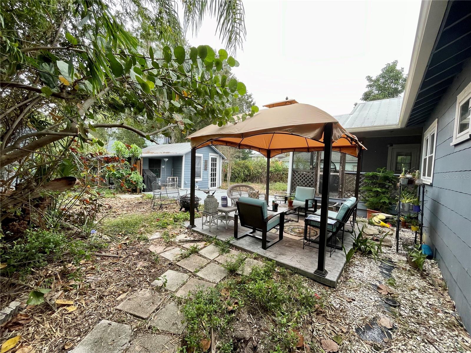 WHITE BEAR PARK - Residential Lease