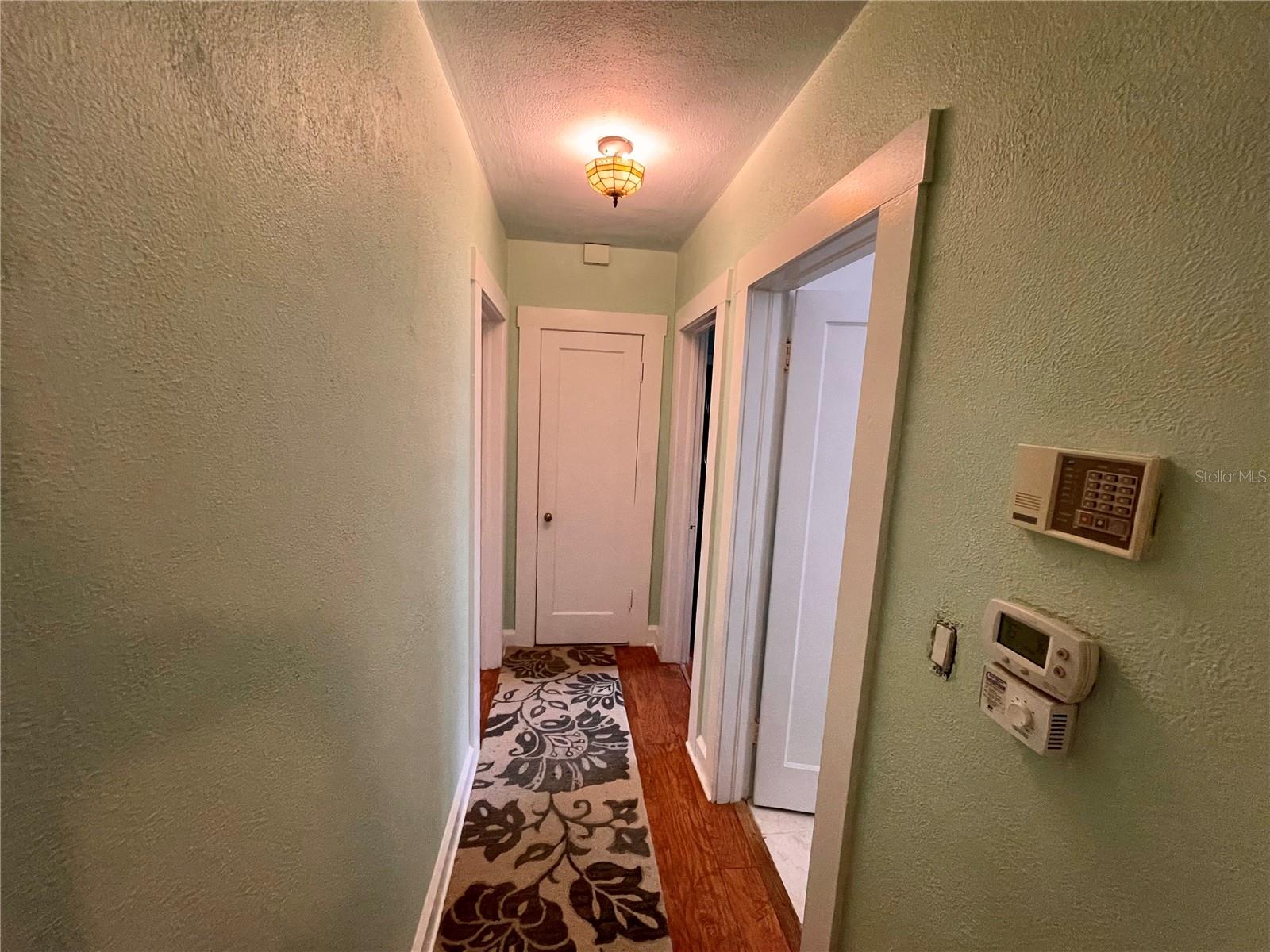 WHITE BEAR PARK - Residential Lease