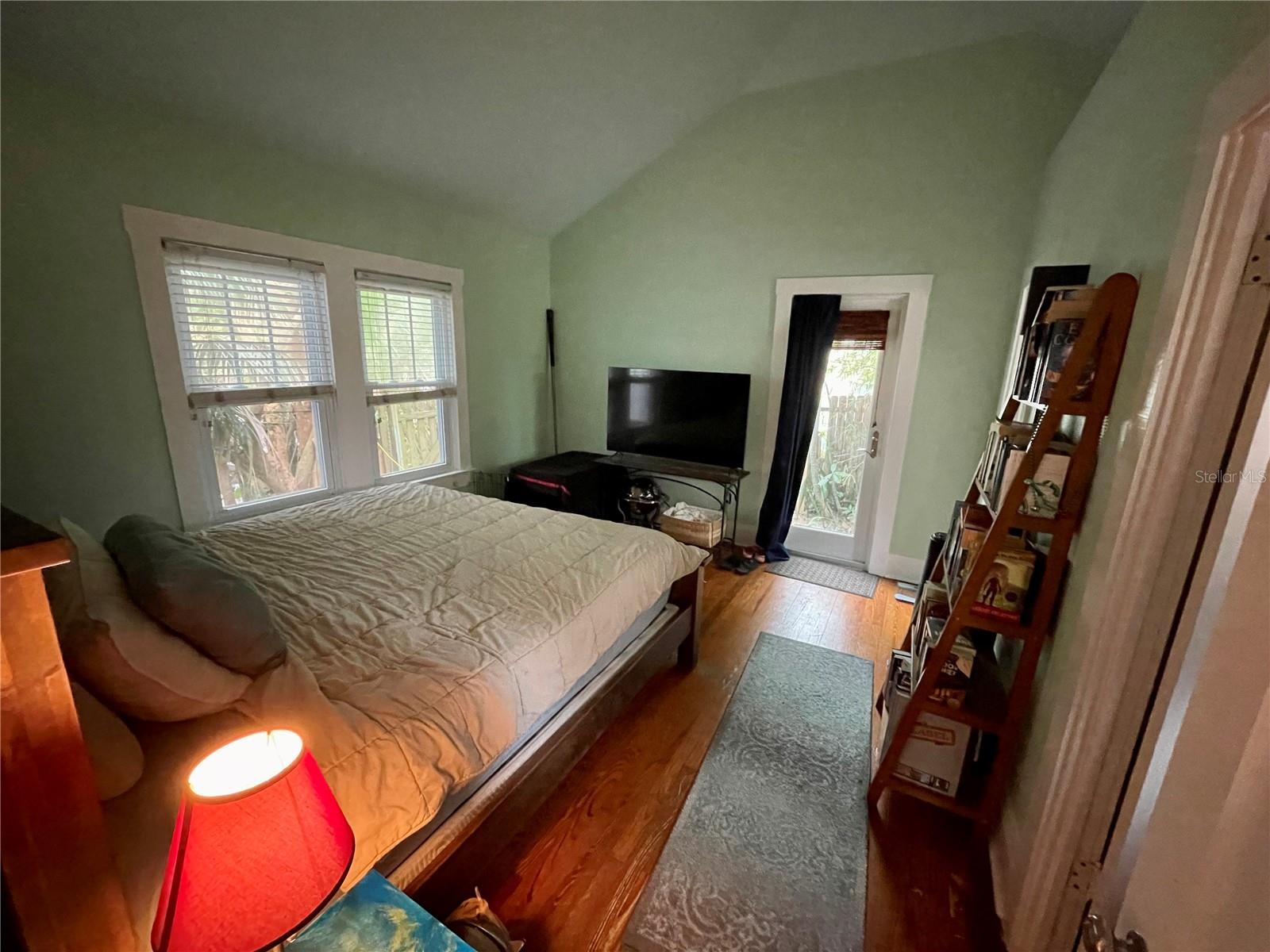 WHITE BEAR PARK - Residential Lease