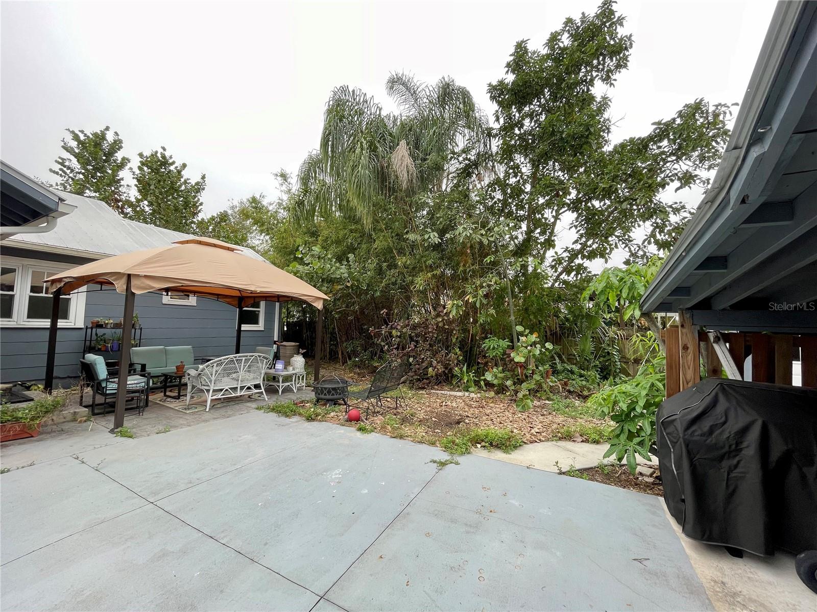 WHITE BEAR PARK - Residential Lease