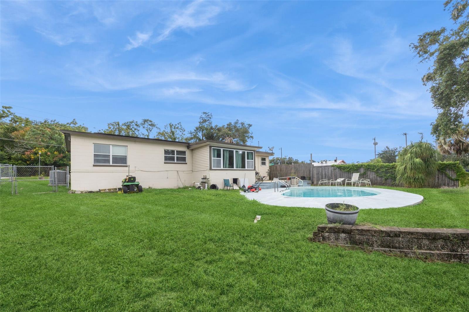 PLYMOUTH HEIGHTS - Residential