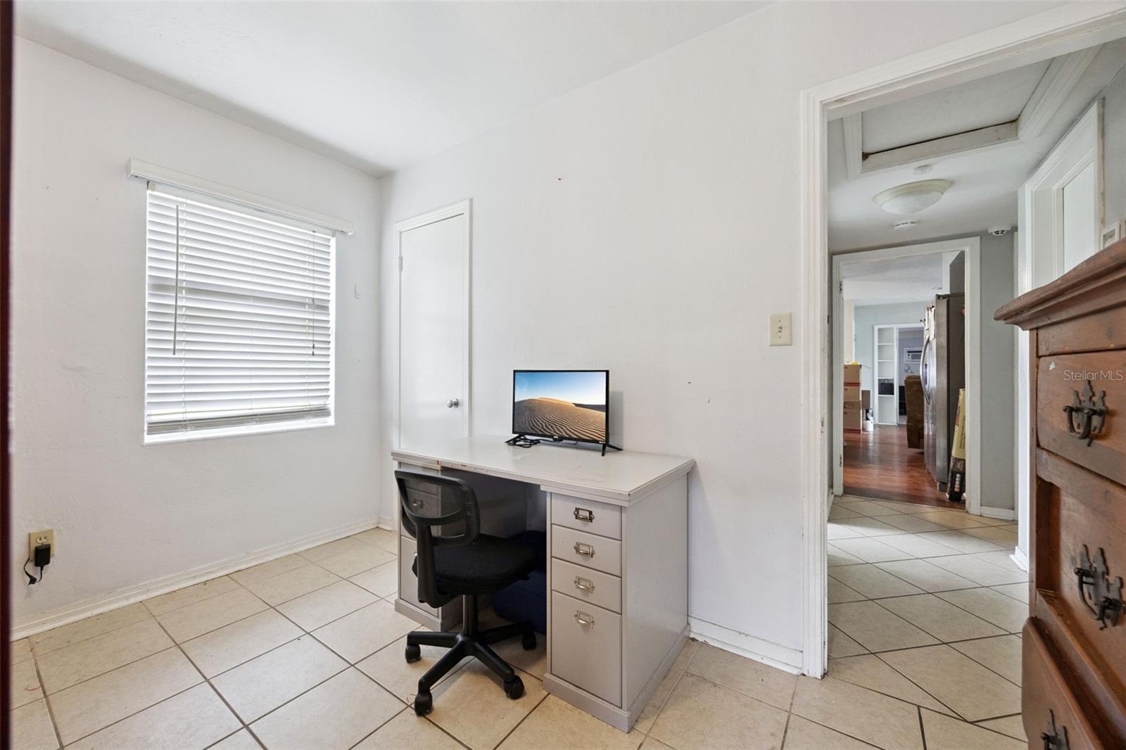 PLYMOUTH HEIGHTS - Residential