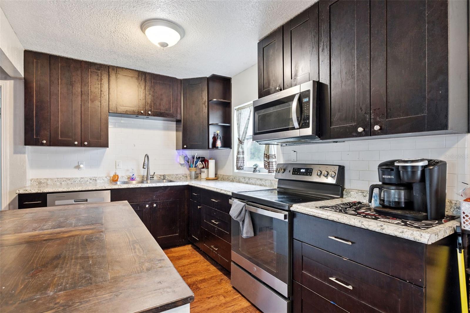 PLYMOUTH HEIGHTS - Residential