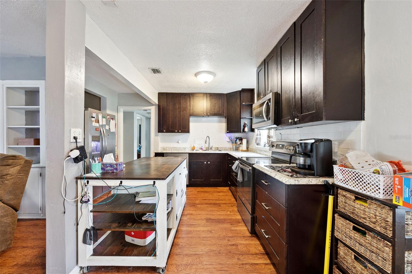 PLYMOUTH HEIGHTS - Residential