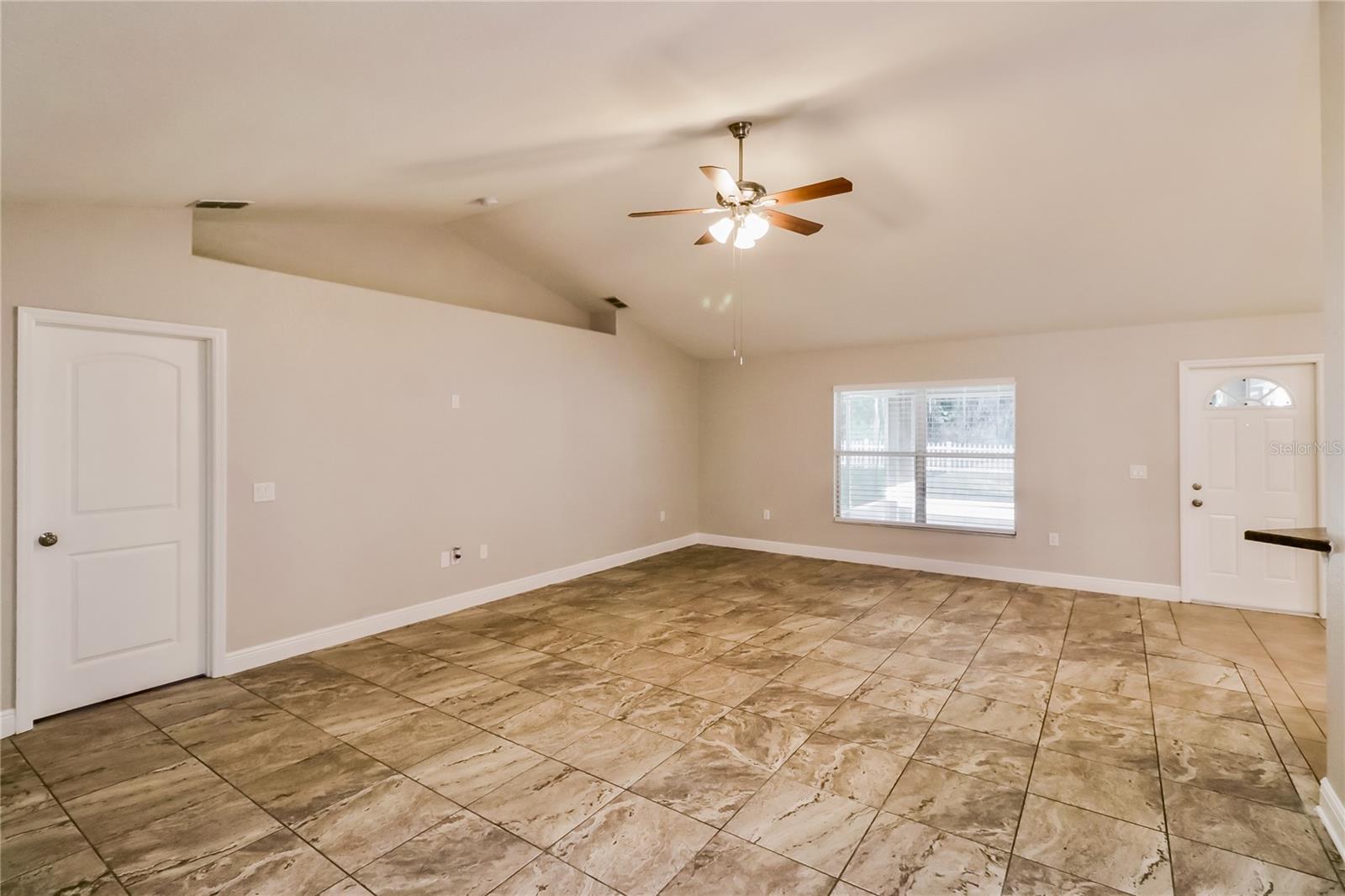 BLACKWATER OAKS - Residential Lease