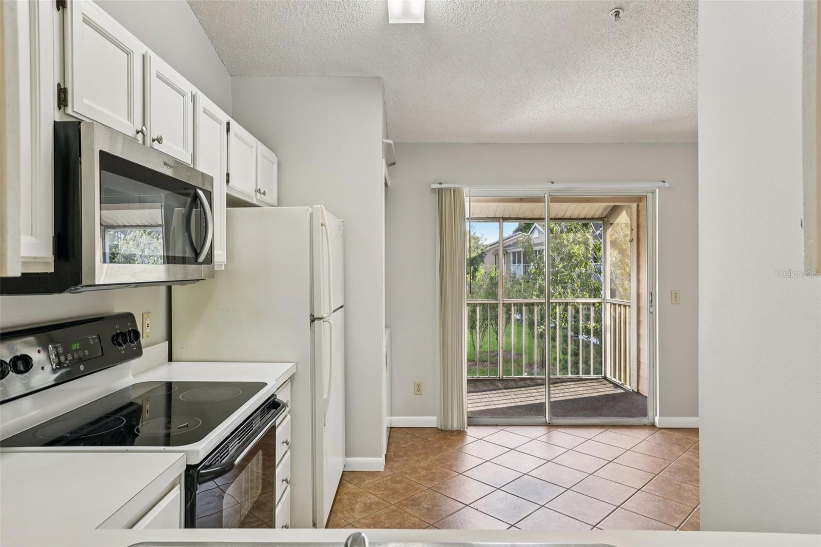 HUNTERS RESERVE 2 A CONDO - Residential