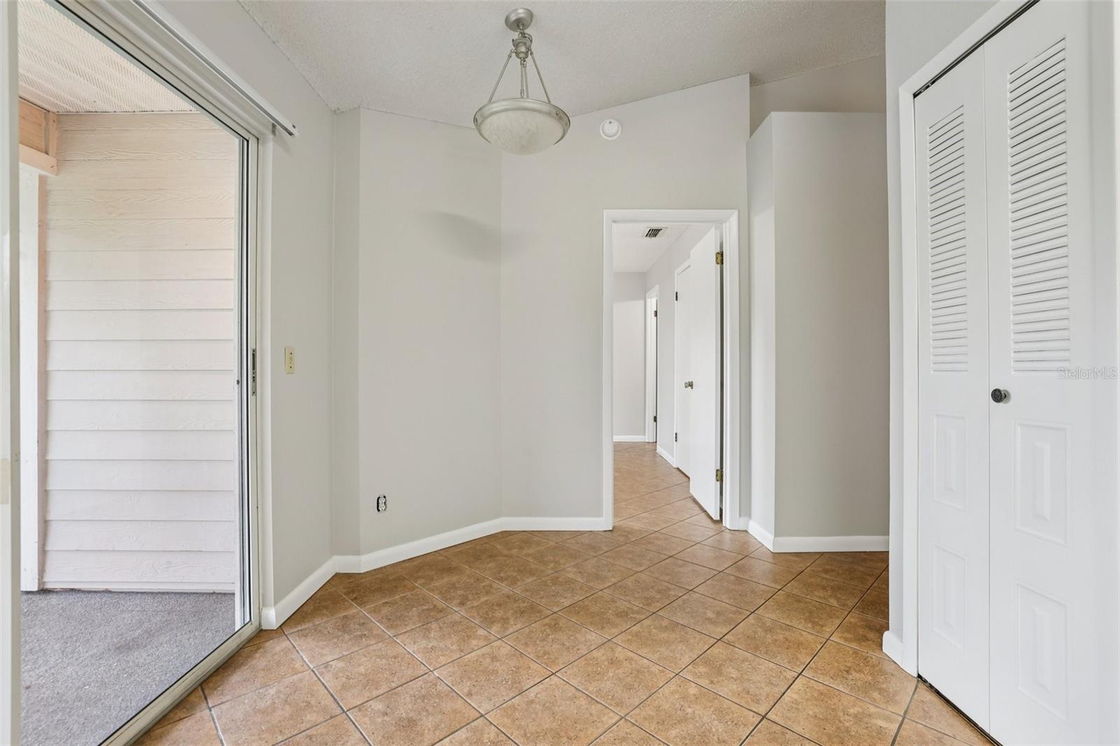 HUNTERS RESERVE 2 A CONDO - Residential