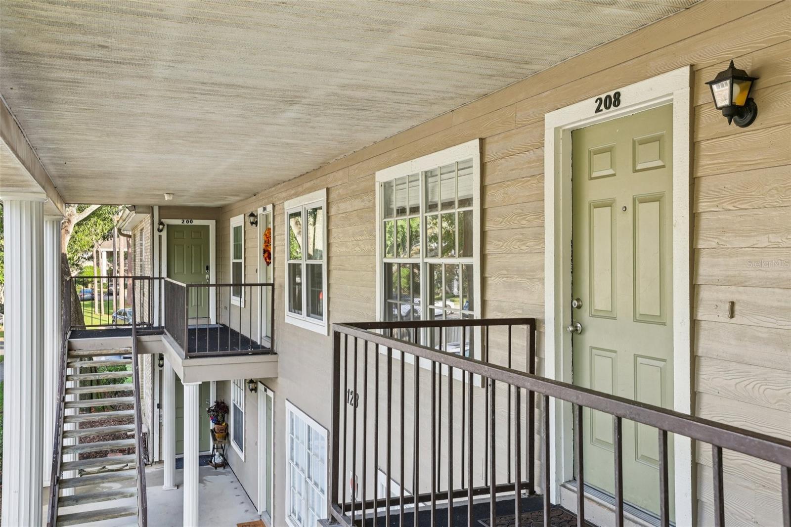 HUNTERS RESERVE 2 A CONDO - Residential