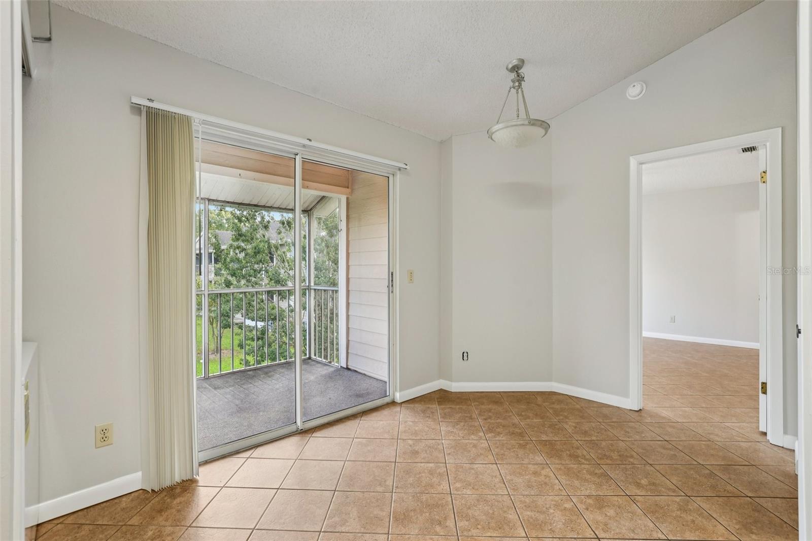 HUNTERS RESERVE 2 A CONDO - Residential