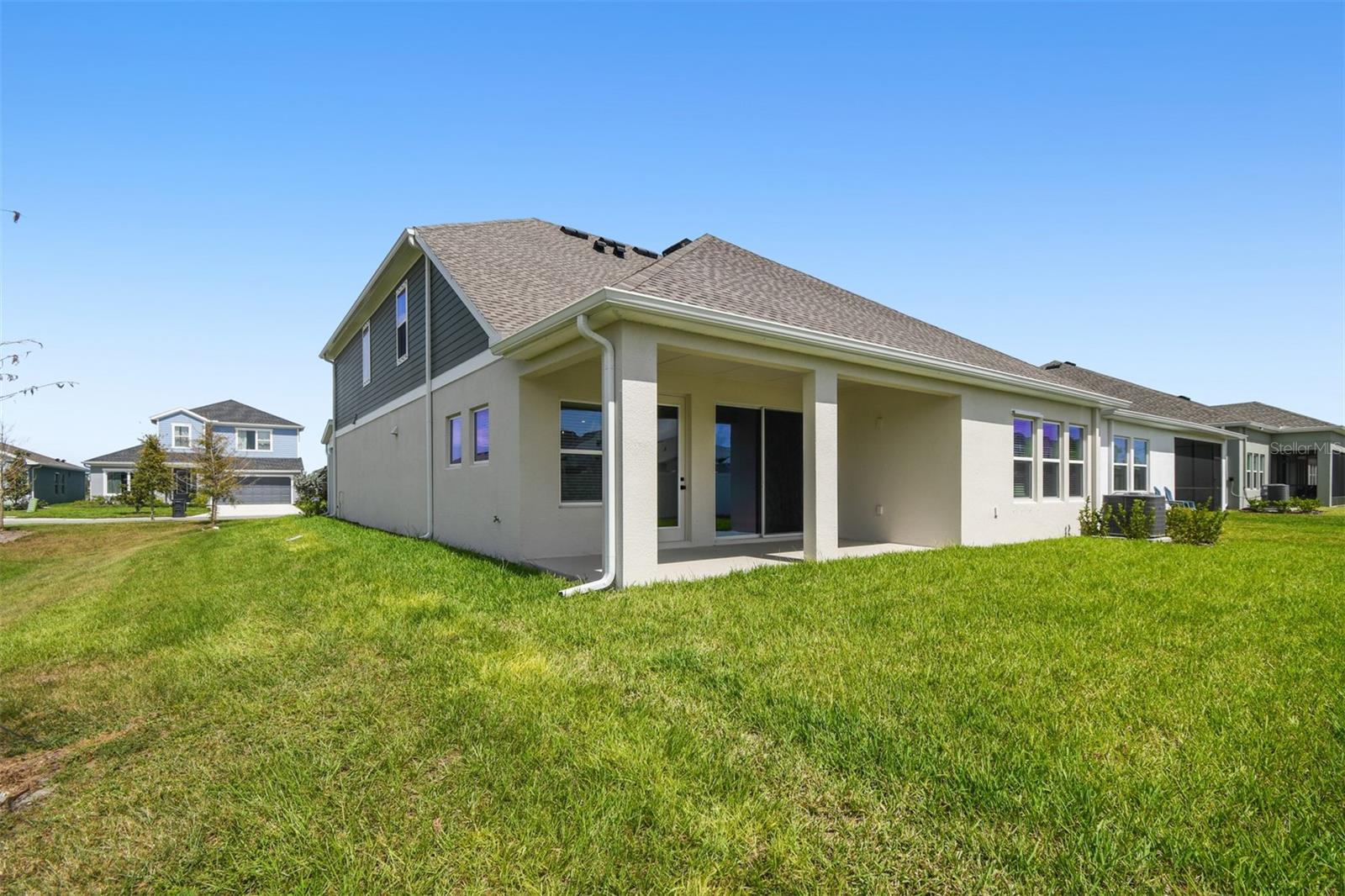 PENINSULA AT RHODINE LAKE - Residential