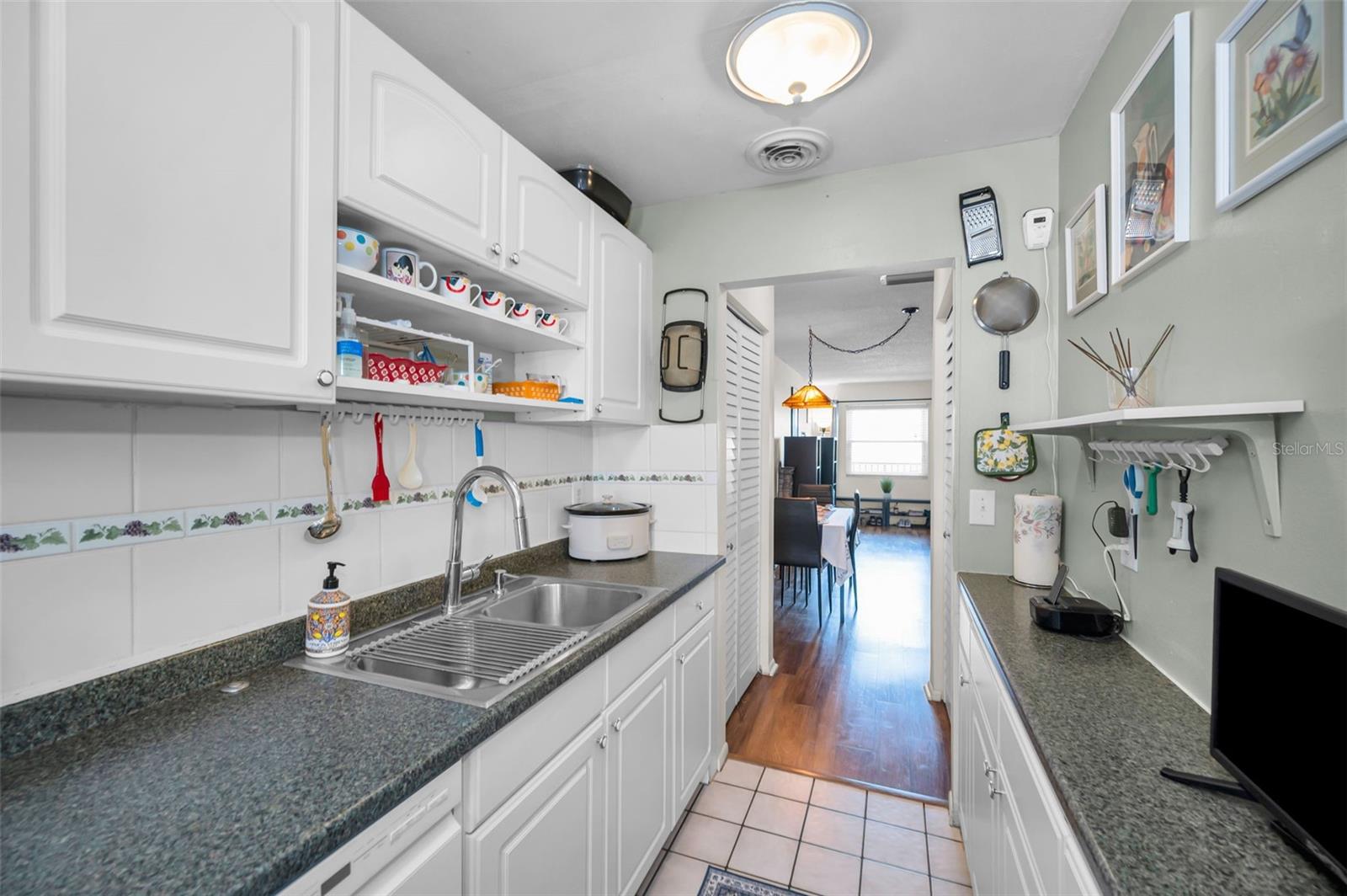 TERRACE PARK OF FIVE TOWNS - Residential