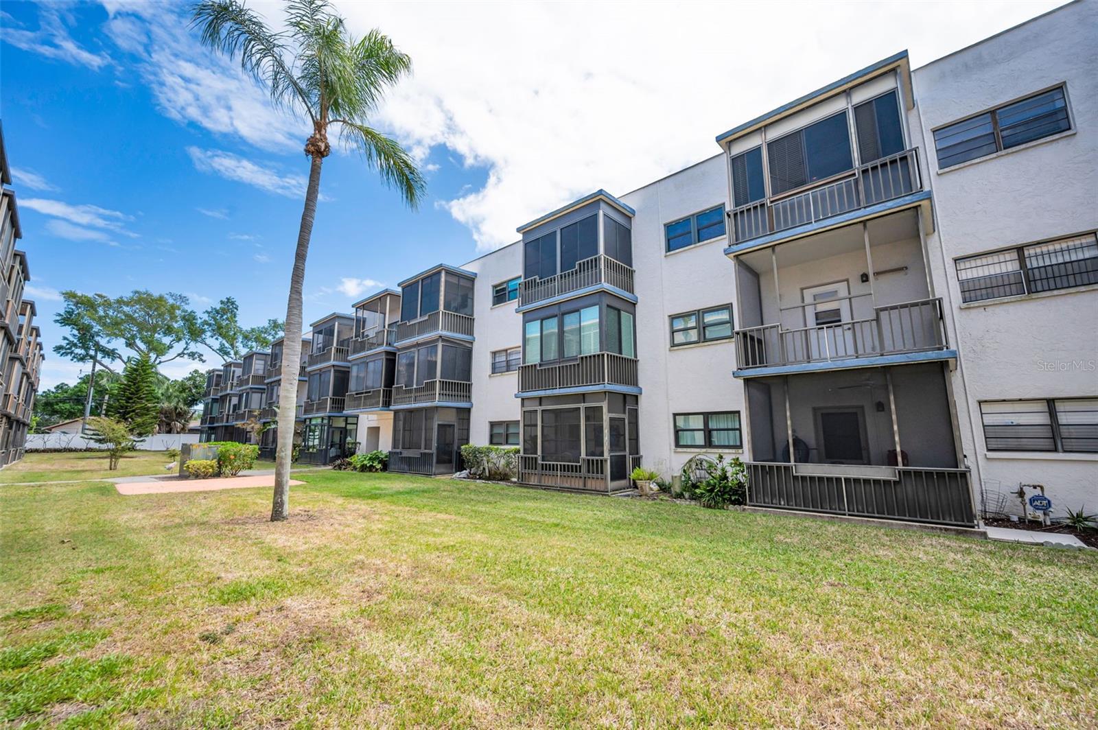 TERRACE PARK OF FIVE TOWNS - Residential