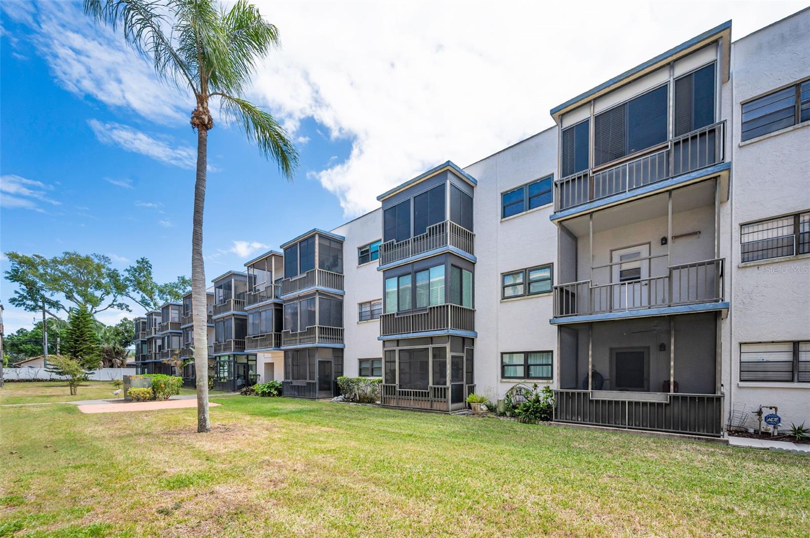 TERRACE PARK OF FIVE TOWNS - Residential