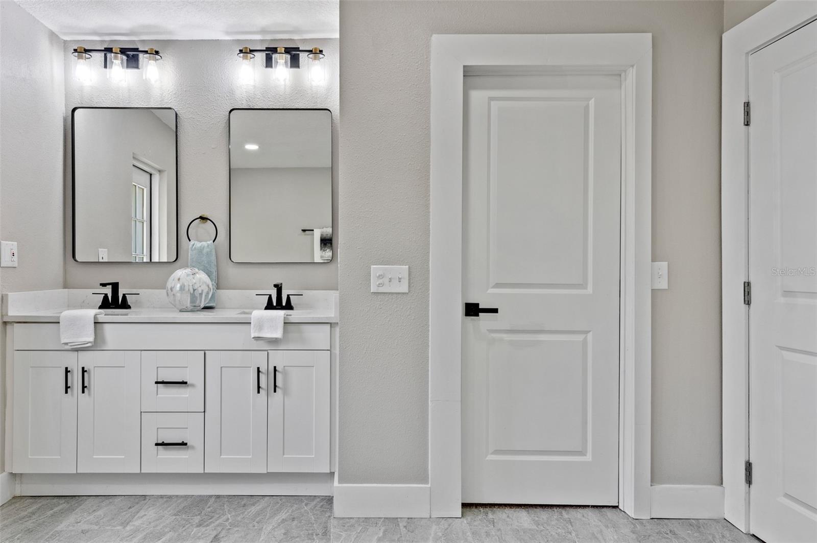 LAWRENCE PLACE - Residential